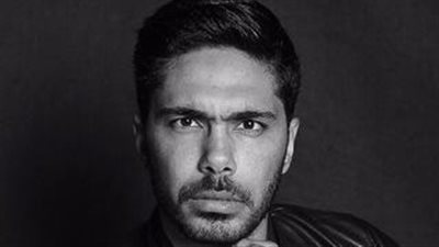 بعد تعرضه لحادث سير وانقلاب سيارته.. من هو الفنان باهر النويهي؟