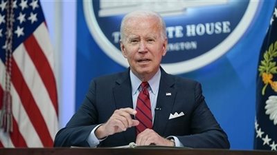 شريكة متطرفين بالحزب الجمهوري.. بايدن يوجه انتقادات لاذعة للمحكمة العليا الأمريكية 