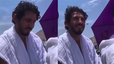 أحمد حجازي يؤدي مناسك الحج.. وجماهير السعودية توجه له رسالة | فيديو 