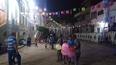 العيد فرحة.. تجهيز ساحات الصلاة وتوزيع البلالين على الأطفال بالدقهلية | فيديو وصور