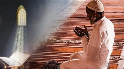 هدية خاصة.. دار الإفتاء توضح ثواب إحياء ليلة العيد بالذكر والعبادة