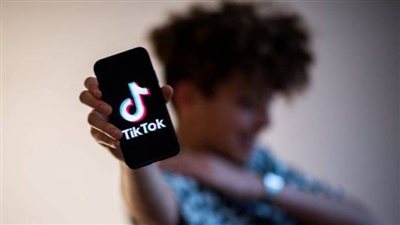 زمن‭ ‬‮«‬التيك‭ ‬توكرز‮»‬.. يسيطرون‭ ‬على‭ ‬الشاشات‭ ‬التلفزيونية‭ ‬فى‭ ‬رمضان‭.. ‬ والممثلون‭ ‬الحقيقيون‭ ‬‮«‬مش‭ ‬لاقيين‭ ‬ياكلوا‮»‬