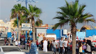 زحام على كورنيش مطروح بعد صلاة العيد |فيديو وصور