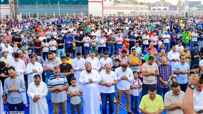 أعضاء الزمالك يؤدون صلاة العيد بمقر النادي | صور