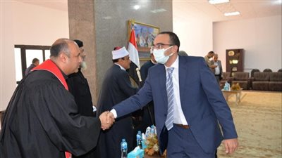 نائب محافظ الإسماعيلية والسكرتير العام يستقبلان المهنئين بالعيد | صور