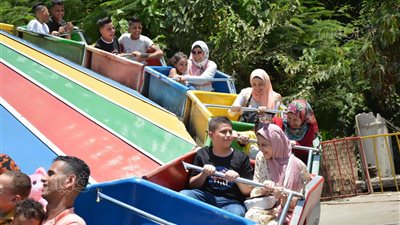 بث مباشر، إقبال الأطفال على المراجيح والحدائق والمتنزهات في الدقهلية 