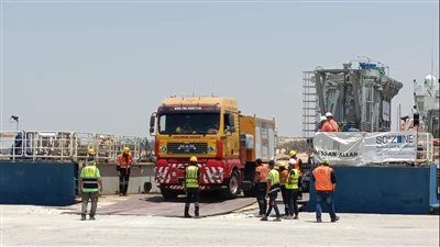 خلال أول وثاني أيام العيد.. ميناء العريش يستقبل شحنتي معدات محطة الكهرباء البخارية