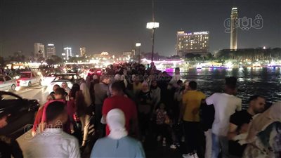 للعائلات فقط..زحام على كوبري قصر النيل في ثاني أيام عيد الأضحى|صور