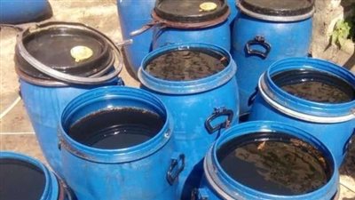 ضبط مخزن لتعبئة وبيع زيوت الطعام المستعملة بعد تكريرها بأوسيم| فيديو