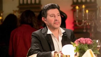 بعد تدخل شخصيات مؤثرة.. تطورات جديدة في أزمة استقالة هاني شاكر من الموسيقيين