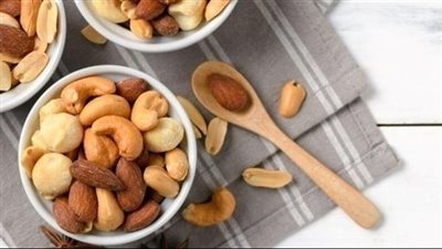 فوائد المكسرات.. مرة واحدة أسبوعيا تحميك من أمراض الكلى