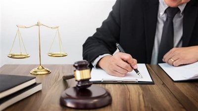 التحقيق مع قهوجي متهم بالاعتداء على طفلة من ذوي الاحتياجات الخاصة بالحوامدية 