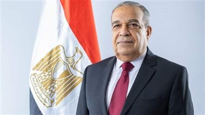 مرسي ووزير الدفاع ببوركينا فاسو يتفقدان مصنع أبو زعبل للصناعات المتخصصة