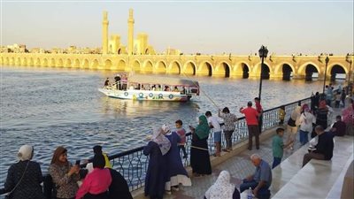 إقبال متزايد من المواطنين على حدائق القناطر الخيرية 