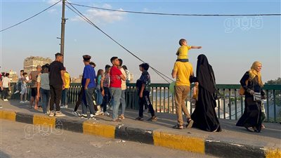 شاهد.. احتفالات المواطنين بعيد الأضحى على كوبري عباس 