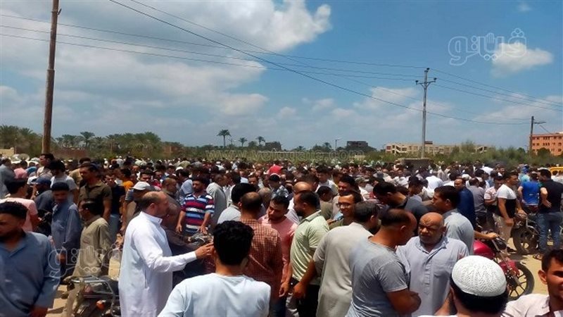 جنازة 3 من اسرة واحدة