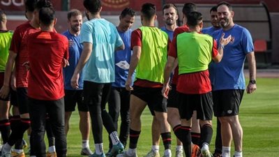 الأهلي يواصل استعداداته لمواجهة بيراميدز 