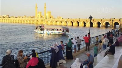 كأنك في أوروبا.. 15 صورة ترصد احتفال المصريين بالعيد في حدائق الري بالقناطر الخيرية