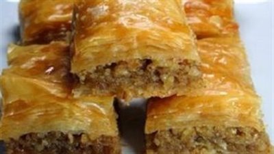 طريقة عمل الرقاق باللحمة والجبنة | فيديو