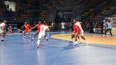 أنجولا تتصدر مجموعتها بأمم أفريقيا لليد بالفوز على السنغال 