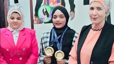 قومي المرأة بالإسماعيلية يزور نعمة سعيد بطلة رفع الأثقال في منزلها | صور 