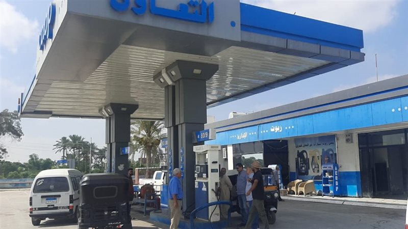 جانب من محطات الوقود