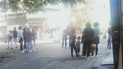 توافد طالبات الثانوية العامة بالإسكندرية لأداء امتحاني الفيزياء والتاريخ 