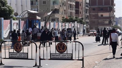 بث مباشر | قلق بين طلاب الثانوية العامة بسوهاج قبل أداء امتحان الفيزياء