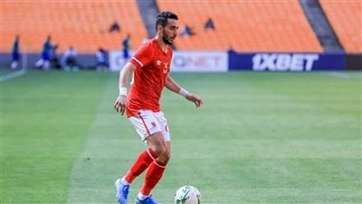 كريم فؤاد يقود الجبهة اليمنى للأهلى أمام بيراميدز