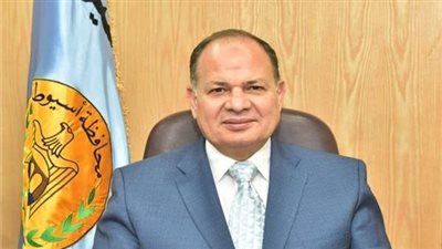  الإعلان عن شروط مسابقة اختيار القيادات الوسطى بمديرية التربية والتعليم بأسيوط 