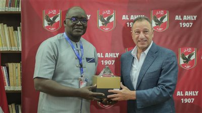 الخطيب يستقبل رئيس الاتحاد الأفريقي لكرة اليد