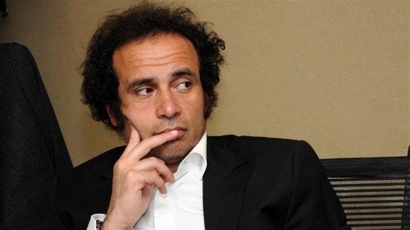 عمرو حمزاوي استاذ