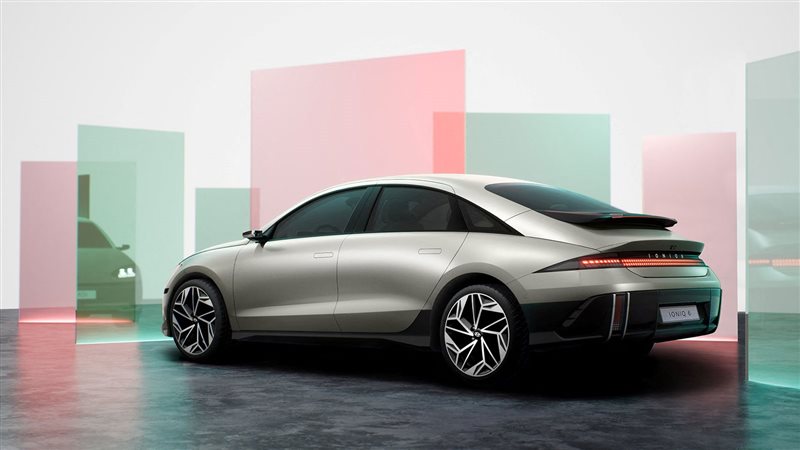 سيارة هيونداي IONIQ