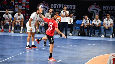  الشوط الأول.. منتخب اليد يتقدم على الجزائر في ربع نهائي أمم أفريقيا 