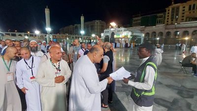 وزيرة التضامن تتابع عمليات تفويج حجاج الجمعيات الأهلية إلى القاهرة والمدينة المنورة