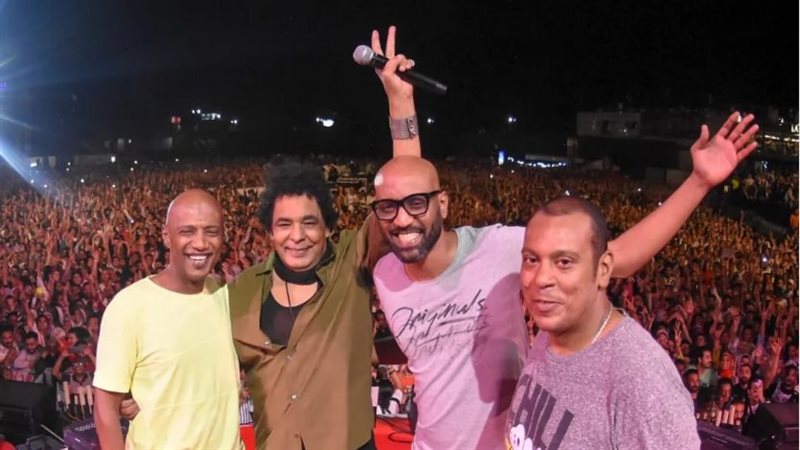 محمد منير وفرقة بلاك