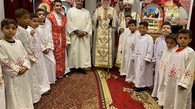 أسقف قطاع ألماظة يرسم شمامسة لكنيسة العذراء بمدينة الأمل