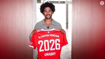 رسميا.. بايرن ميونخ يجدد عقد جنابري حتى 2026