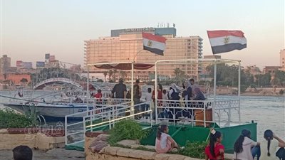 الأسر تتصدر المشهد.. إقبال متوسط على حديقة الجزيرة في آخر أيام إجازة العيد | فيديو 