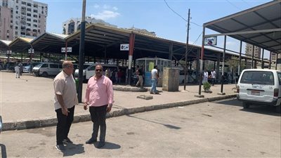 استمرار الحملات على المواقف العامة بالإسماعيلية لمنع استغلال المواطنين | صور