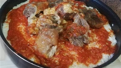 طريقة عمل الفتة بالخل والثوم بمذاق شهي لا يقاوم