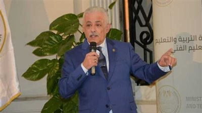 بسبب الفيزياء.. قرارات رادعة من التعليم للغشاشين بالثانوية.. ضبط 90 حالة.. وتؤكد: رئيس اللجنة قبل رشوة ولي الأمر