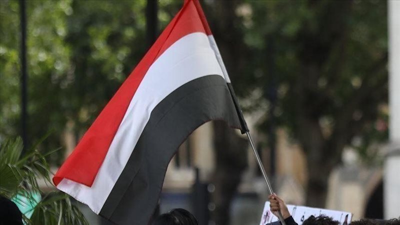 أول رد من الحكومة اليمنية على البيان السعودي الأمريكي الداعم للسلام