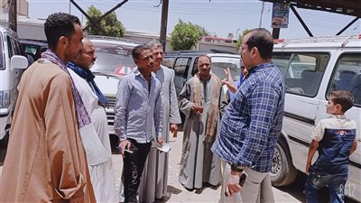 حملات بمواقف السيارات ومحطات الوقود للتأكد من الالتزام بالتعريفة الجديدة بأسيوط