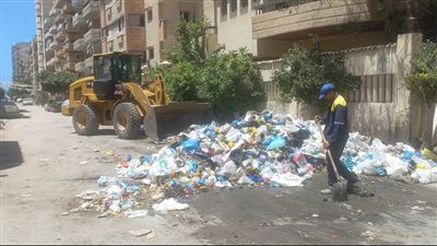 نظافة الإسكندرية ترفع أطنان القمامة من مدينة 6 أكتوبر 