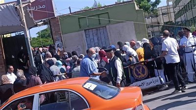 فرحة طلاب الثانوية بالإسماعيلية بسهولة التفاضل والتكامل والجولوجيا وعلم النفس