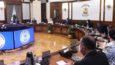 رئيس الوزراء يتابع التحضيرات الخاصة باستضافة مصر للدورة الـ27 لمؤتمر تغير المناخ