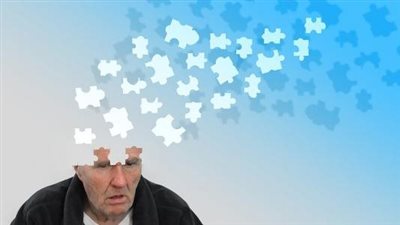 أعراض الزهايمر.. والأسباب وطرق الوقاية والعلاج