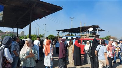 التوك توك صداع في رأس أهالي السنطة بالغربية.. زيادة الأجرة وغياب الرقابة