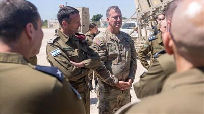 بعد مغادرة بايدن المنطقة.. قائد القيادة المركزية الأمريكية يزور إسرائيل |صور 